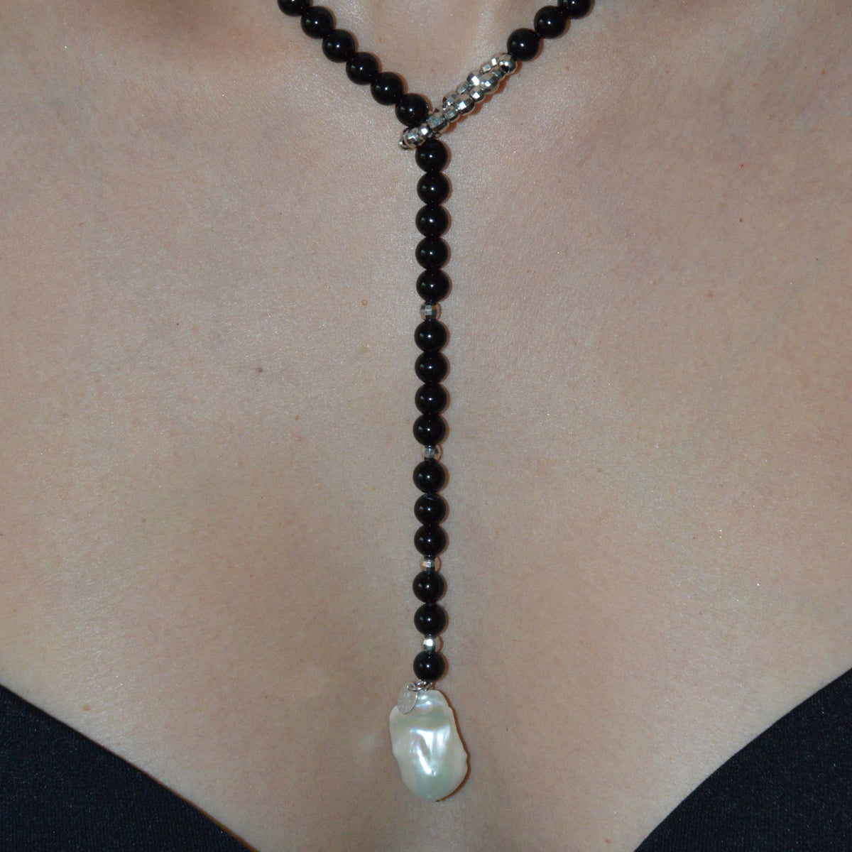 COLLANA CRAVATTA ONICE