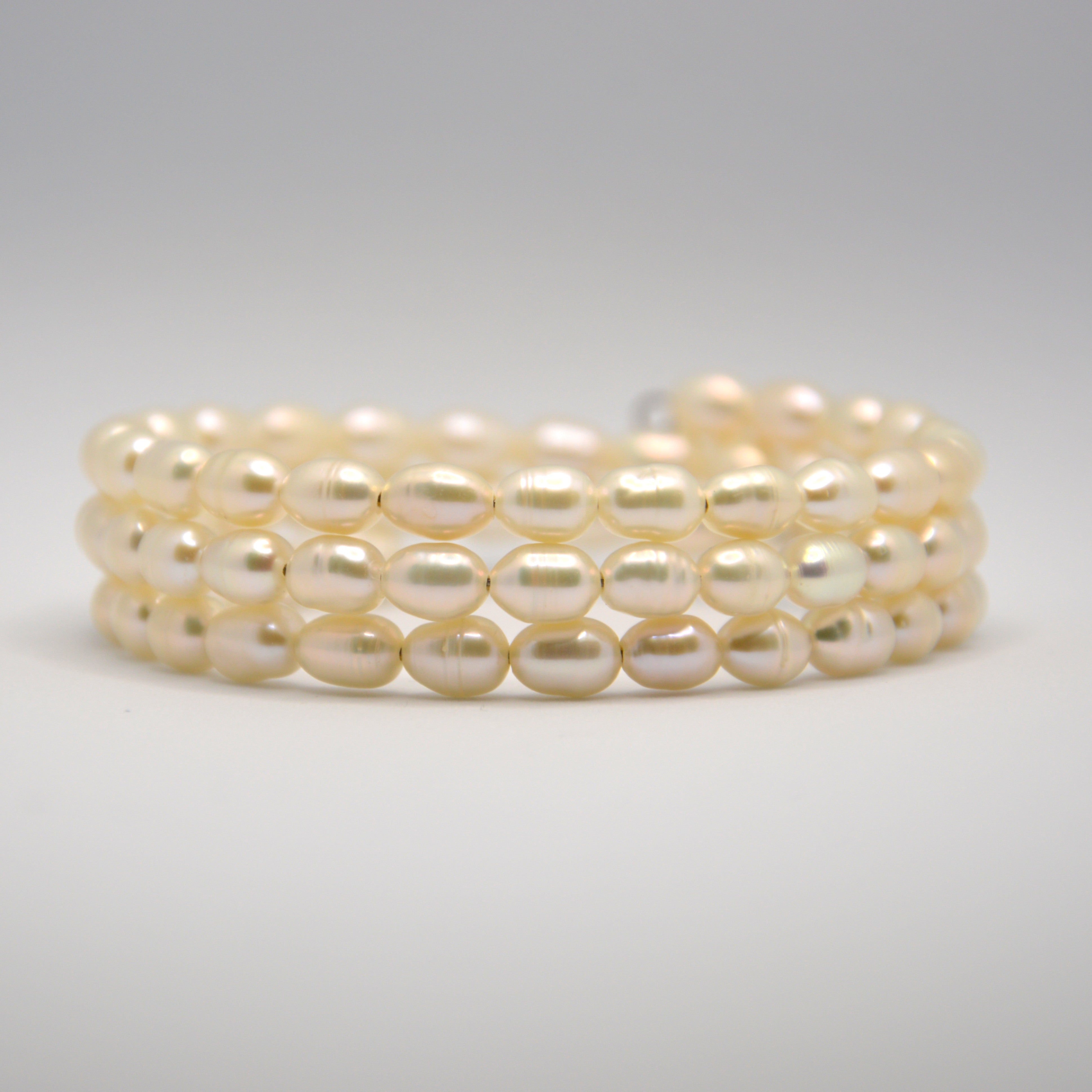 BRACCIALE SEMIRIGIDO PERLE